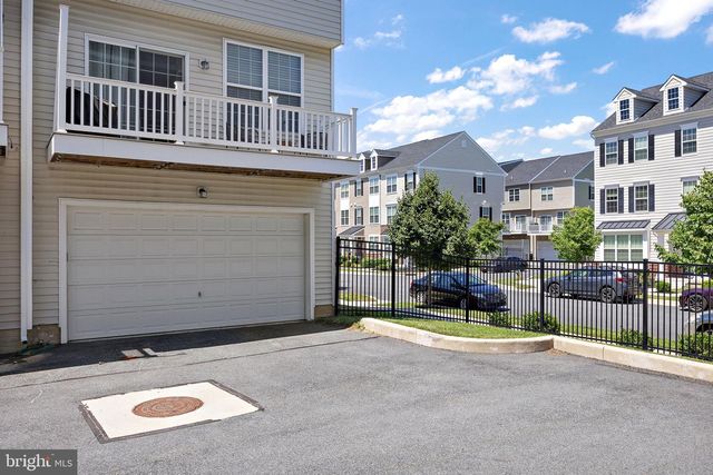 3523 NAAMANS DR, Claymont, DE 19703