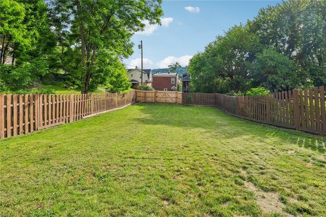 419 Elm Rd, Beaver, PA 15003