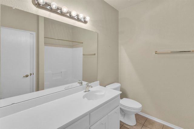 832 Pebblecreek Drive, Burleson, TX 76028