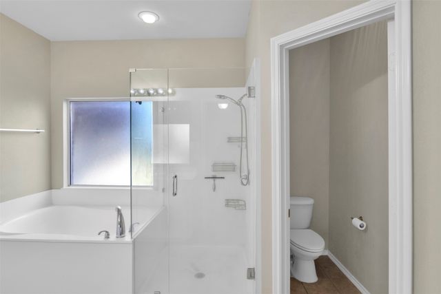 832 Pebblecreek Drive, Burleson, TX 76028