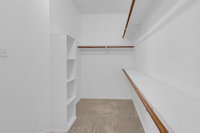 832 Pebblecreek Drive, Burleson, TX 76028