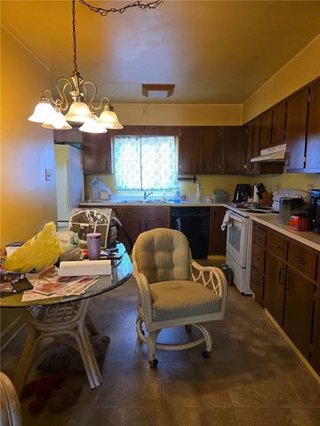 1300 Graham Ave, Monessen, PA 15062