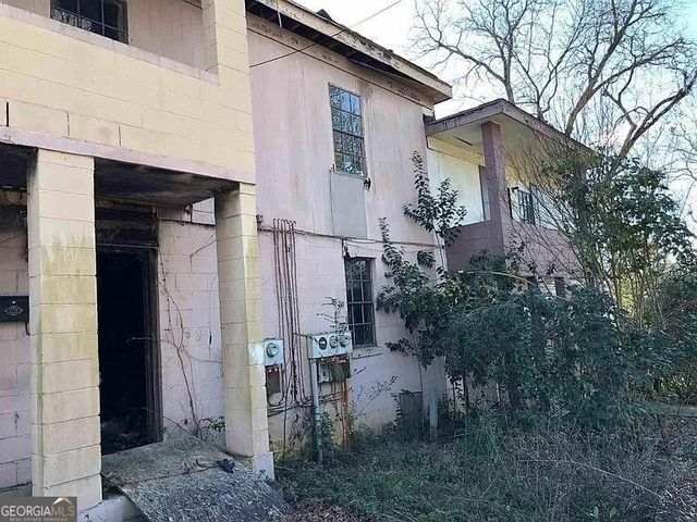 1045 N Wilkinson Street, Milledgeville, GA 31061