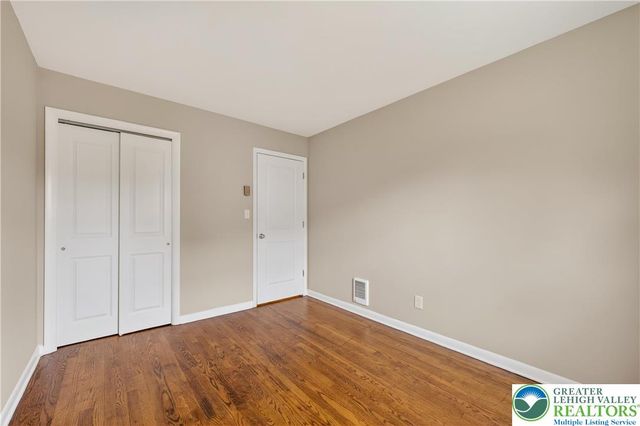 1320 Little Lehigh Drive South, Emmaus Boro, PA 18049