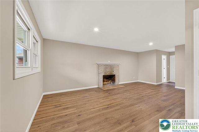 1320 Little Lehigh Drive South, Emmaus Boro, PA 18049