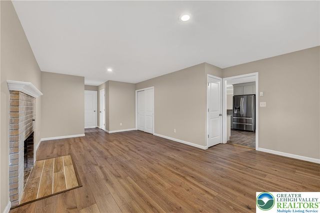 1320 Little Lehigh Drive South, Emmaus Boro, PA 18049