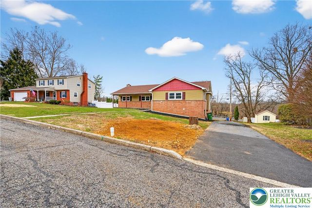 1320 Little Lehigh Drive South, Emmaus Boro, PA 18049