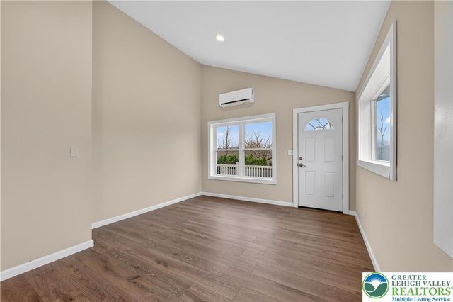 1320 Little Lehigh Drive South, Emmaus Boro, PA 18049