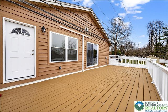 1320 Little Lehigh Drive South, Emmaus Boro, PA 18049