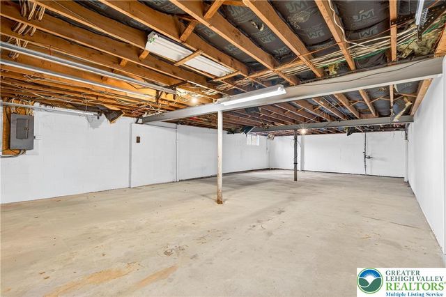 1320 Little Lehigh Drive South, Emmaus Boro, PA 18049