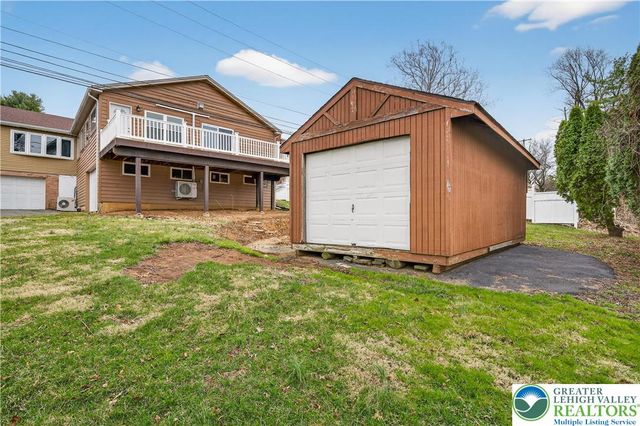 1320 Little Lehigh Drive South, Emmaus Boro, PA 18049