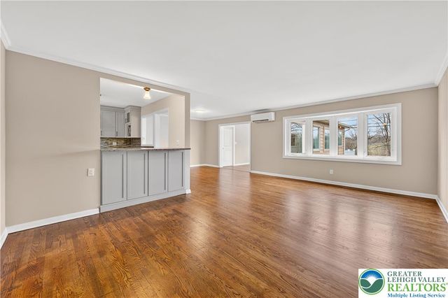 1320 Little Lehigh Drive South, Emmaus Boro, PA 18049