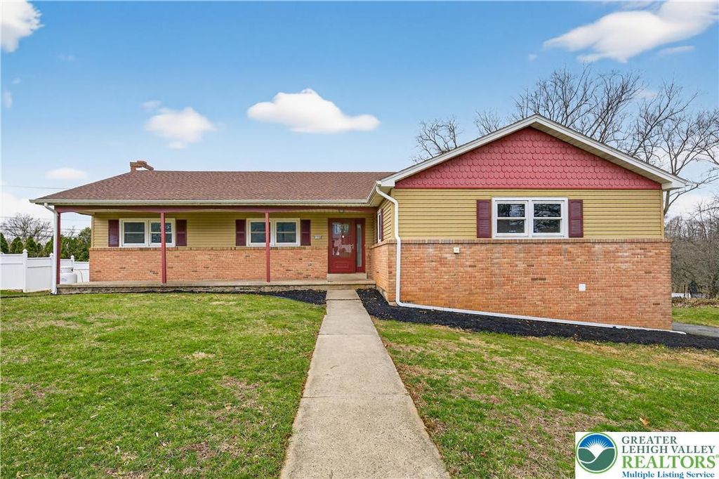 1320 Little Lehigh Drive South, Emmaus Boro, PA 18049