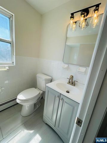 963 19th Street 5, Paterson, NJ 07501