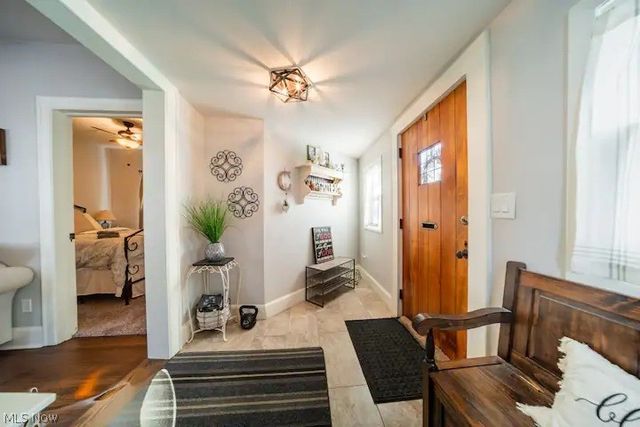 225 29th Street NW, Barberton, OH 44203