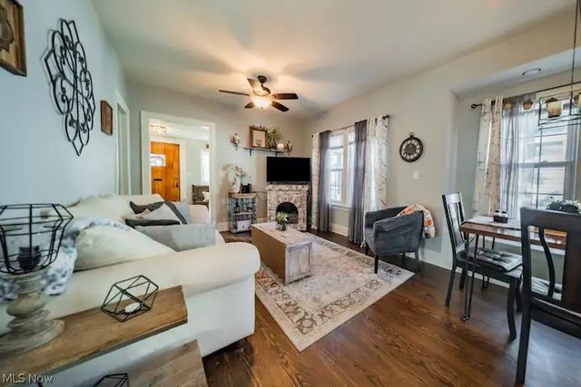 225 29th Street NW, Barberton, OH 44203