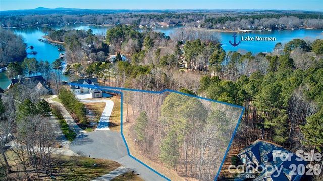 152 Fox Hunt Drive 5, Mooresville, NC 28117
