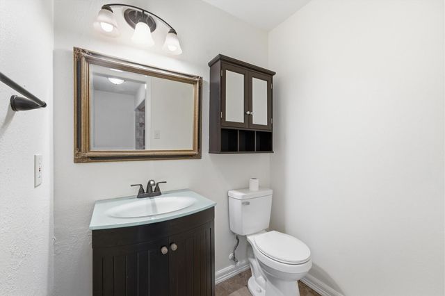 1305 Denison Avenue, Cleveland, TX 77327