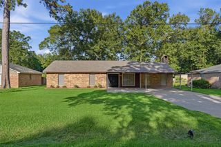 1305 Denison Avenue, Cleveland, TX 77327