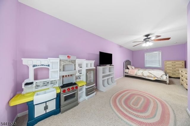 65 Park Ave, North Arlington Boro, NJ 07031