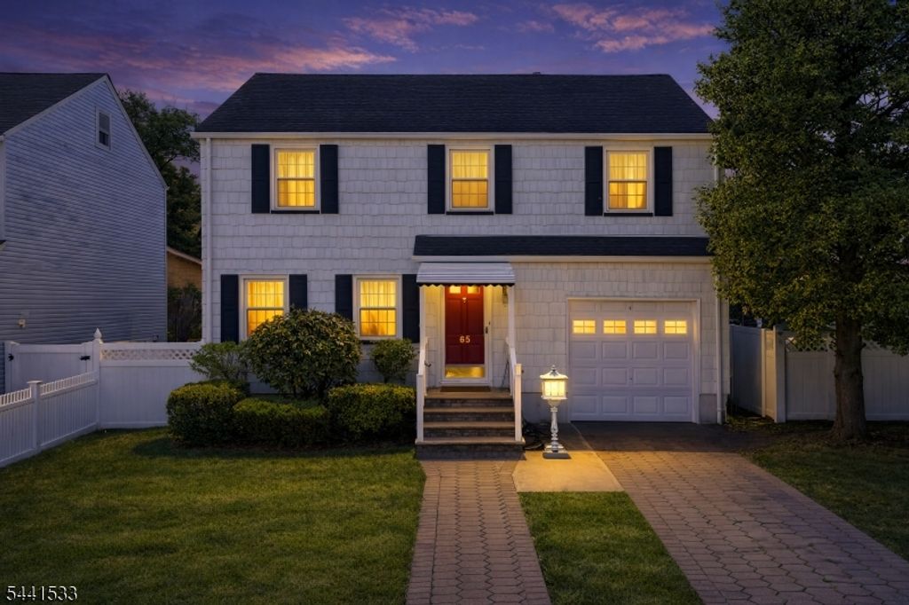 65 Park Ave, North Arlington Boro, NJ 07031