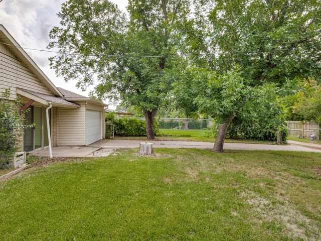 1216 Briarcove Drive, Richardson, TX 75081
