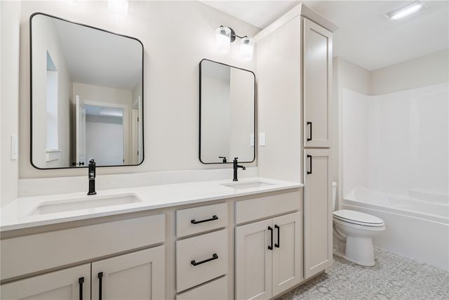 314 Sierra Trace, Coralville, IA 52241