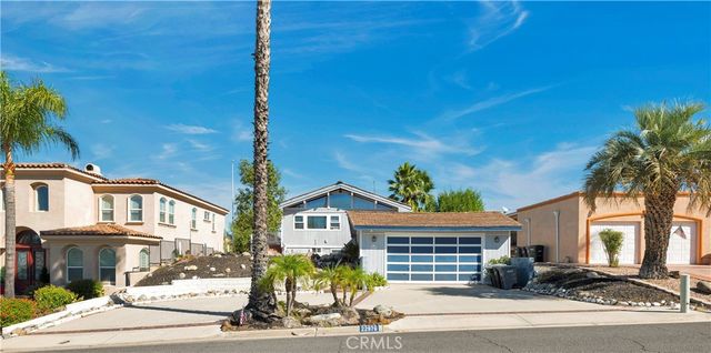 22976 Blue Bird, Canyon Lake, CA 92587