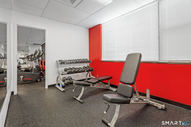 44 Strawberry Hill Avenue 7E, Stamford, CT 06902