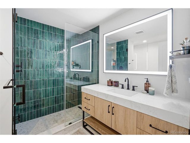 6940 Independence St, Arvada, CO 80004