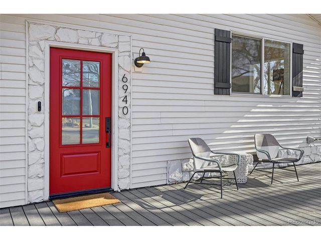 6940 Independence St, Arvada, CO 80004