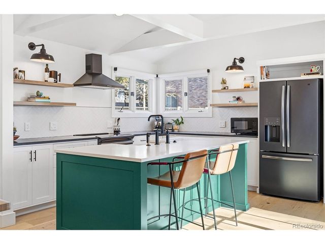 6940 Independence St, Arvada, CO 80004