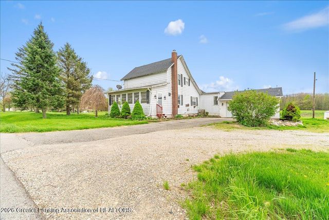 8280 S Dewitt Road, Dewitt, MI 48820