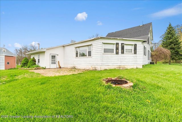 8280 S Dewitt Road, Dewitt, MI 48820