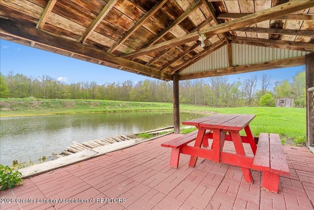 8280 S Dewitt Road, Dewitt, MI 48820