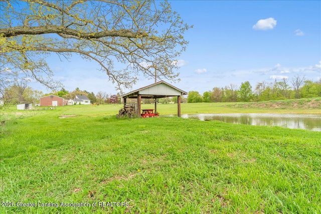 8280 S Dewitt Road, Dewitt, MI 48820