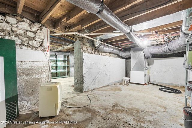 8280 S Dewitt Road, Dewitt, MI 48820