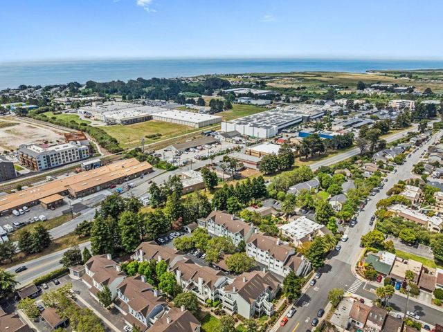 41 Grandview Street 208, Santa Cruz, CA 95060