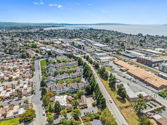 41 Grandview Street 208, Santa Cruz, CA 95060