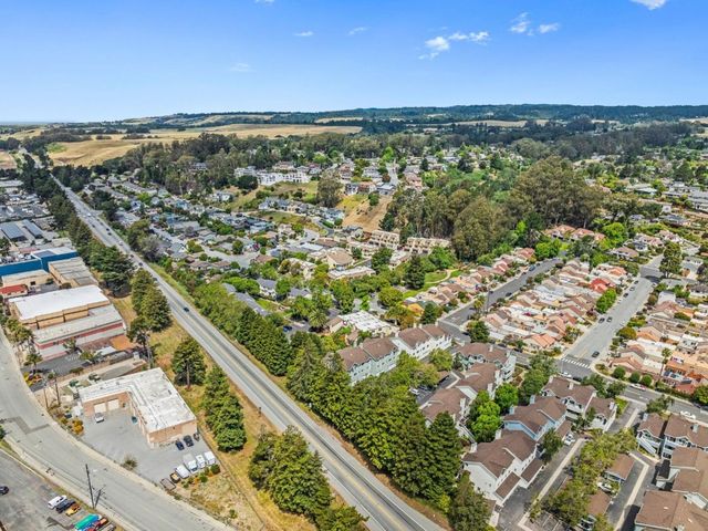 41 Grandview Street 208, Santa Cruz, CA 95060