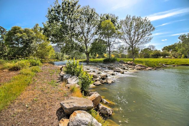 1265 Lions Peak Lane, San Martin, CA 95046