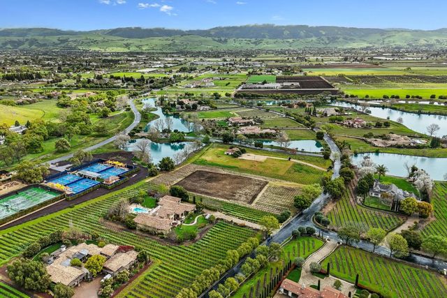 1265 Lions Peak Lane, San Martin, CA 95046