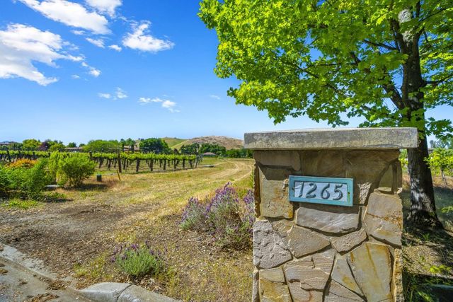 1265 Lions Peak Lane, San Martin, CA 95046