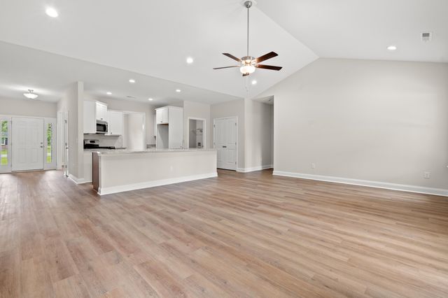 1417 Loop Circle, Longs, SC 29568