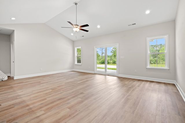 1417 Loop Circle, Longs, SC 29568