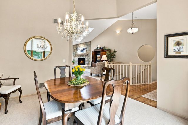 10904 Chatham Court S, Burnsville, MN 55337