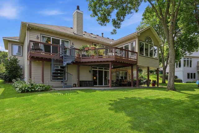 10904 Chatham Court S, Burnsville, MN 55337