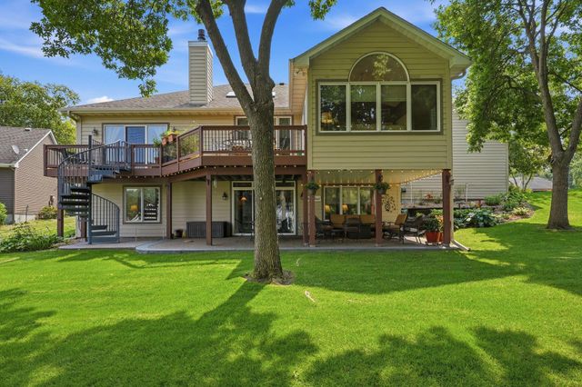 10904 Chatham Court S, Burnsville, MN 55337