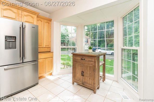 1222 Kings Cove Court 244, Rochester Hills, MI 48306
