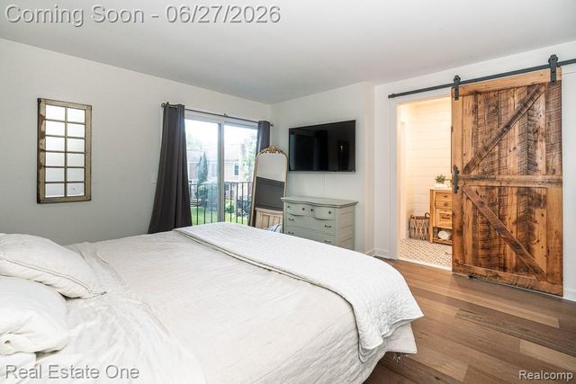1222 Kings Cove Court 244, Rochester Hills, MI 48306